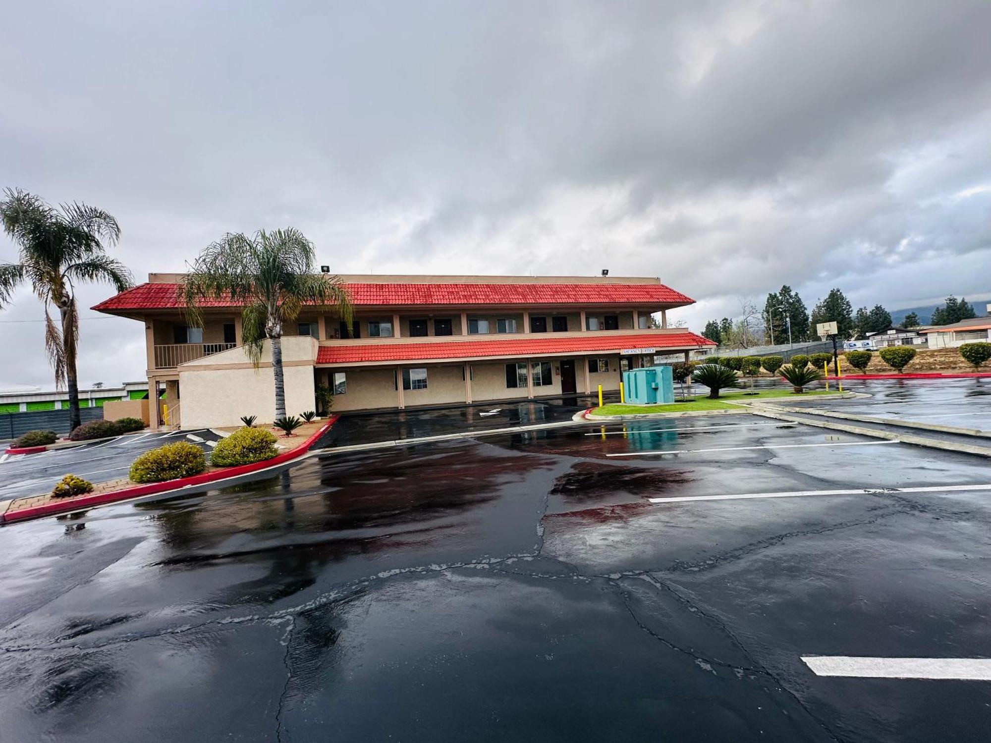 Americas Best Value Inn Calimesa Buitenkant foto